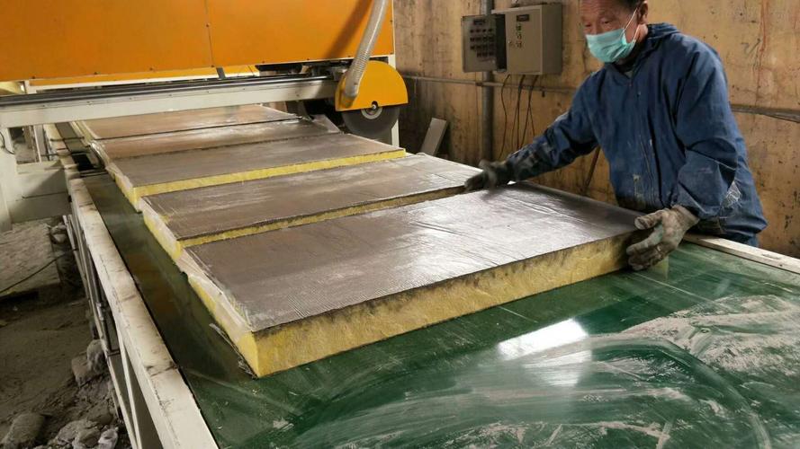 大城县巨宇机械设备厂 产品供应 机制外墙岩棉复合板设备生产线详细
